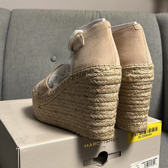 Marc Fisher Cream Espadrille Wedges - Picture 4 of 7